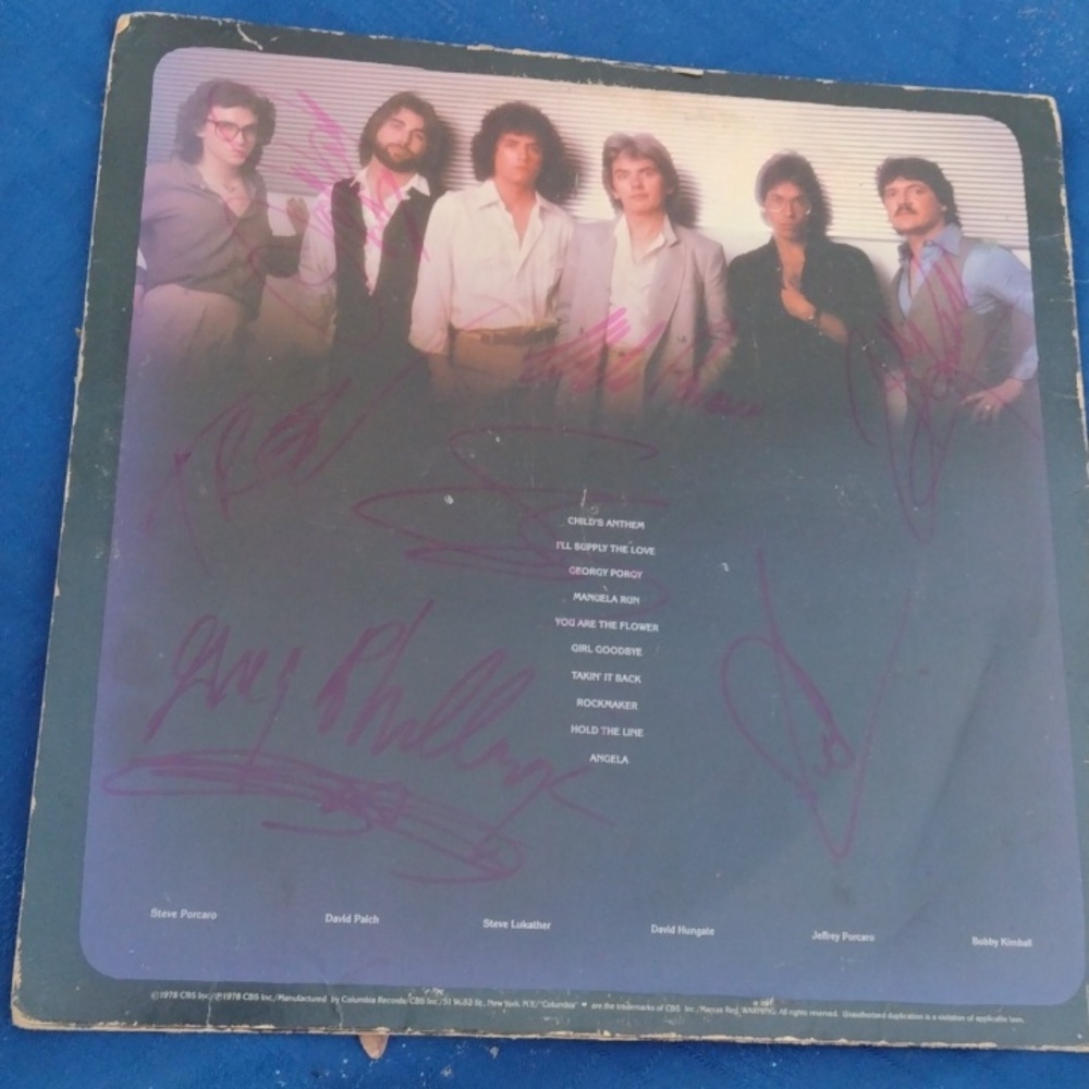 Toto Autographed Record